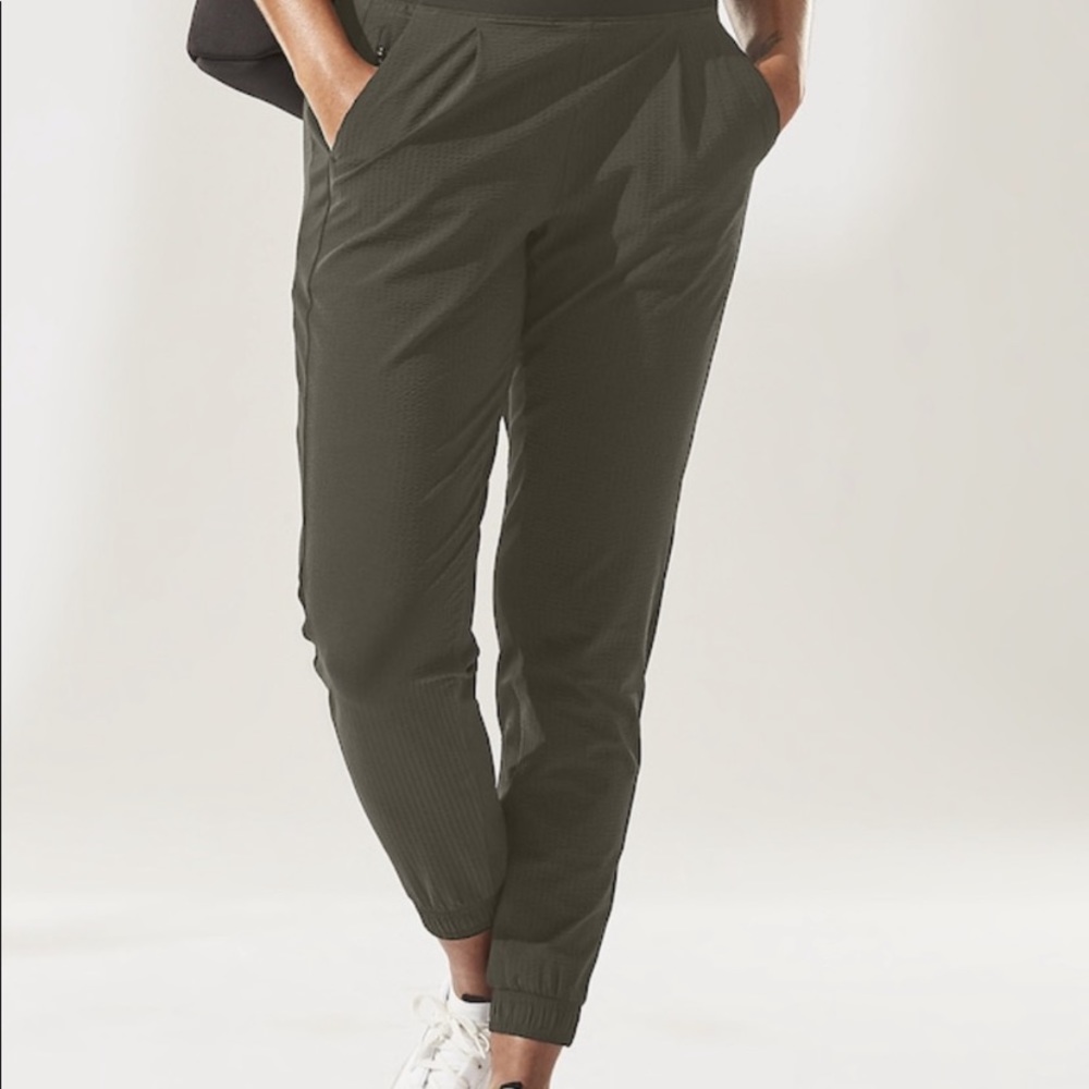 Athleta Textured Brooklyn Jogger